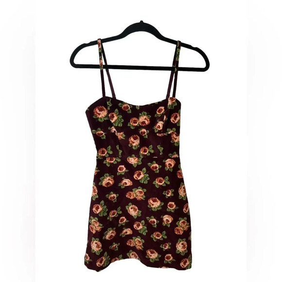 Urban‎ Outfitters Women Velvet Multi Floral Dress Adjustable Spaghetti Straps - Picture 1 of 6